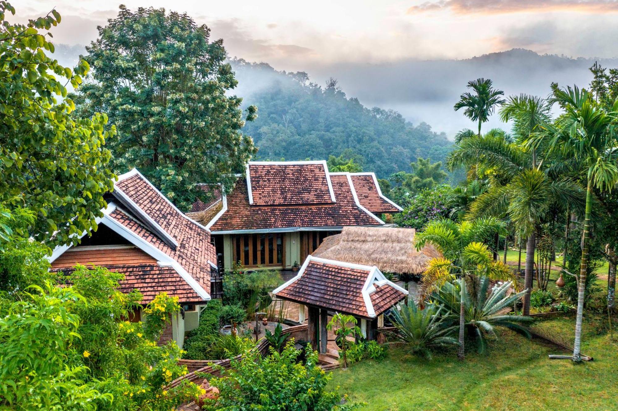Kanlaya'S Eyrie, Luxury Homestay Pang Mapha Bagian luar foto